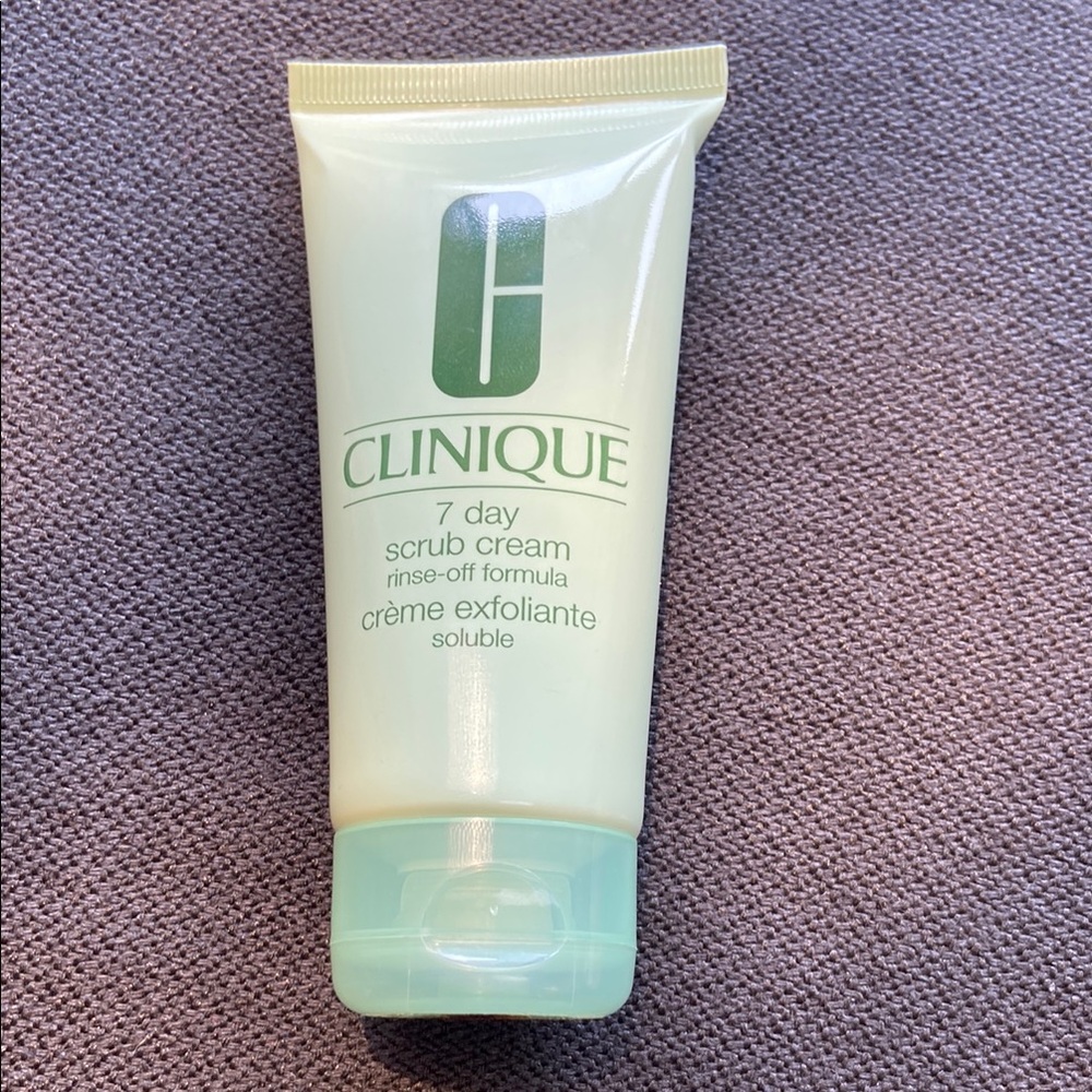 Clinique 7 Day Scrub Cream Rinse-off Formula